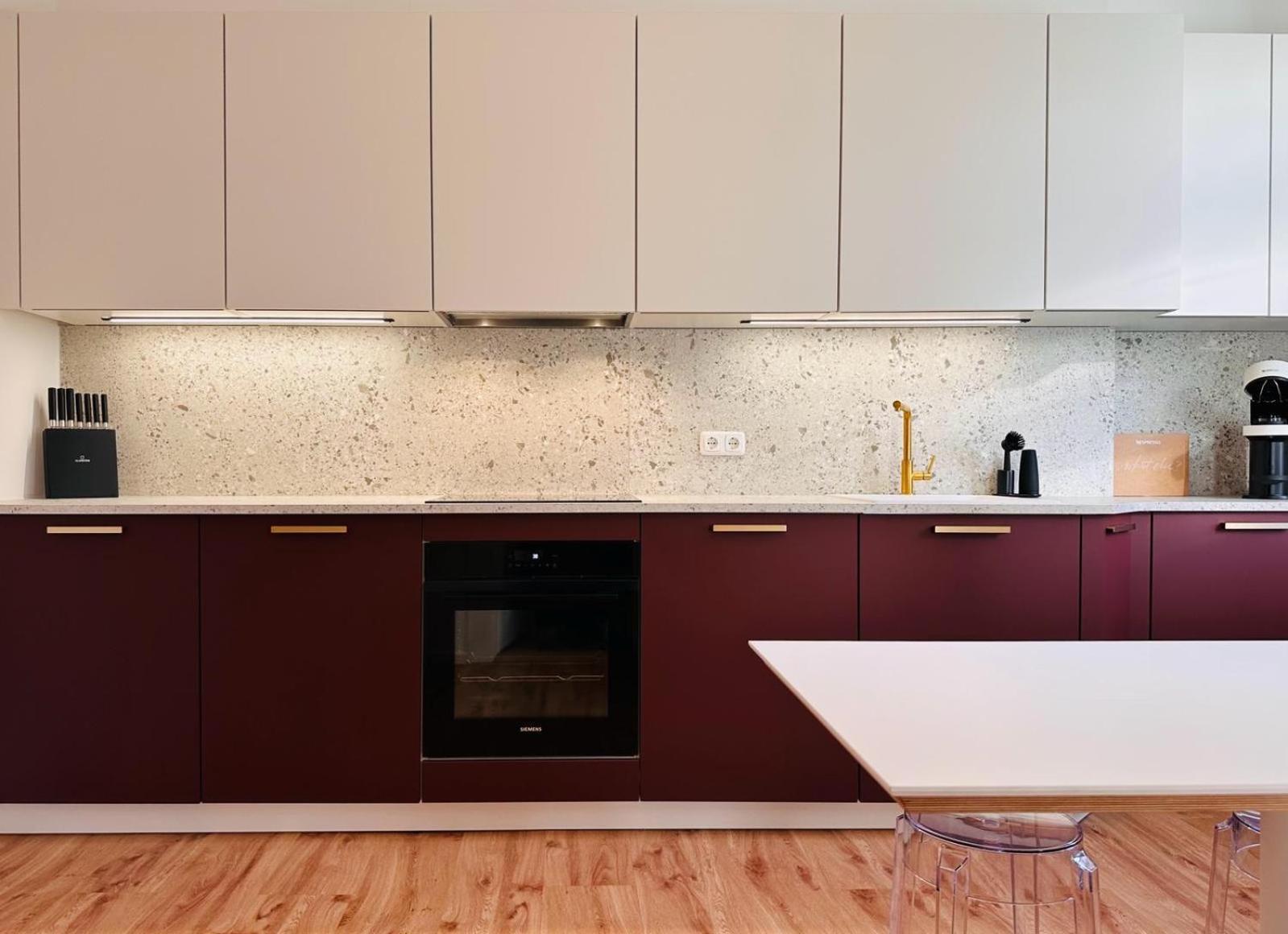 Grosszuegig Und Super Zentral Apartment Regensburg Bagian luar foto