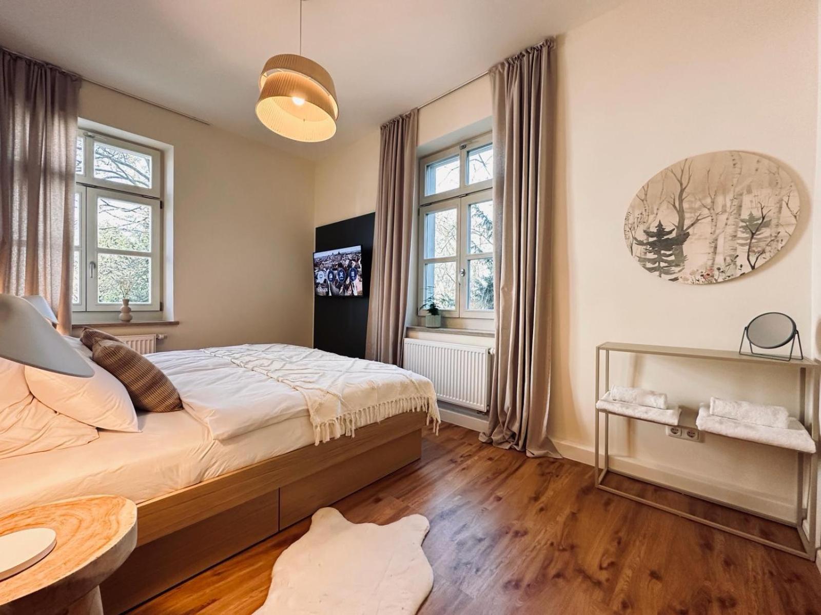 Grosszuegig Und Super Zentral Apartment Regensburg Bagian luar foto