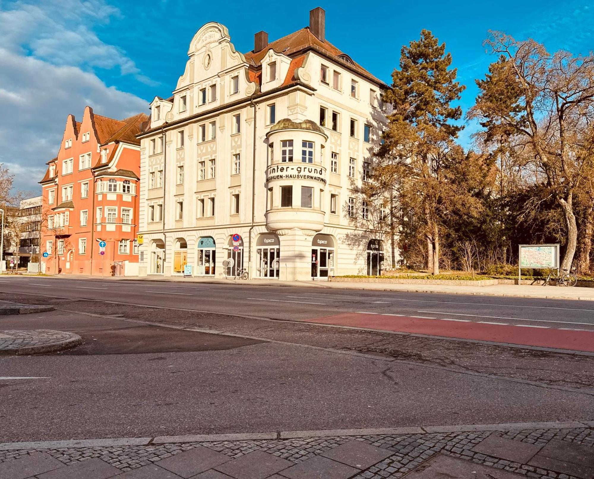 Grosszuegig Und Super Zentral Apartment Regensburg Bagian luar foto